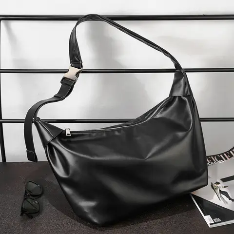 2026 Multi-purpose Single-Shoulder Dumpling Bag Casual Simple Crossbody Bag Large Capacity Water-Resistant PU 皮革 Bag
